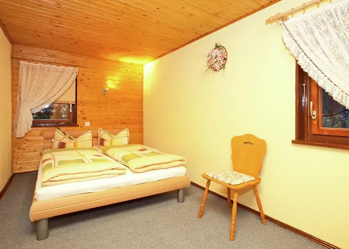 Holiday In The Forest * Schmogrow